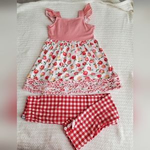 Sugar Bee tunic set. Size 10